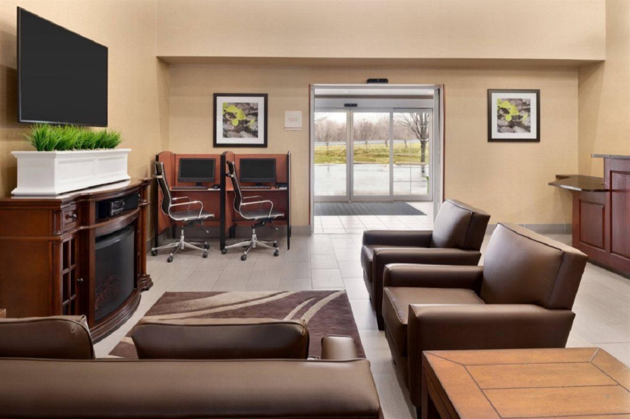Hawthorn Suites By Wyndham Oak Creek/Milwaukee Airport Exteriör bild